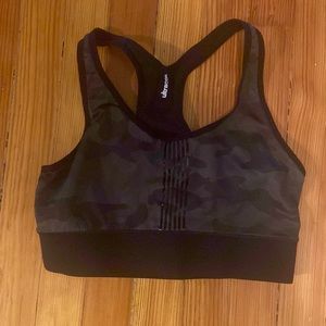 Ultracor sport bra in camo